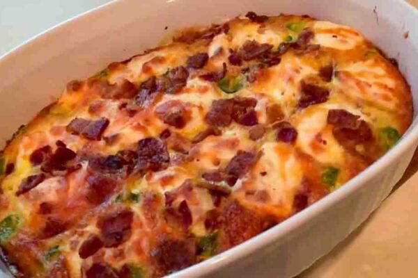 Keto Cheeseburger Casserole, homemade and freshly served