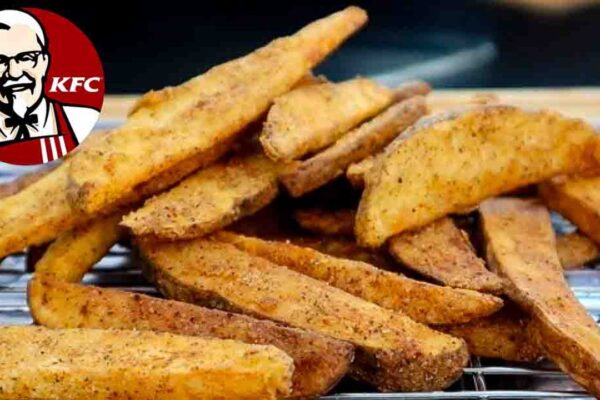 KFC Potato Wedges, homemade and freshly served