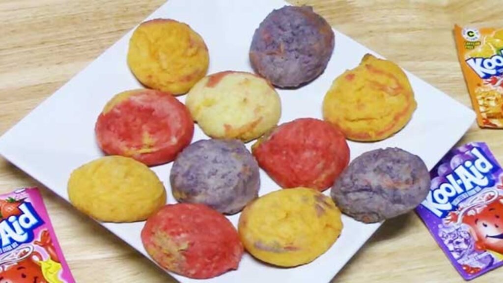 Easy Kool-Aid Cookies, homemade and freshly served