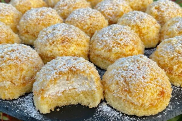 Melt-In-Your-Mouth Lemon Cream Bites, homemade and freshly served