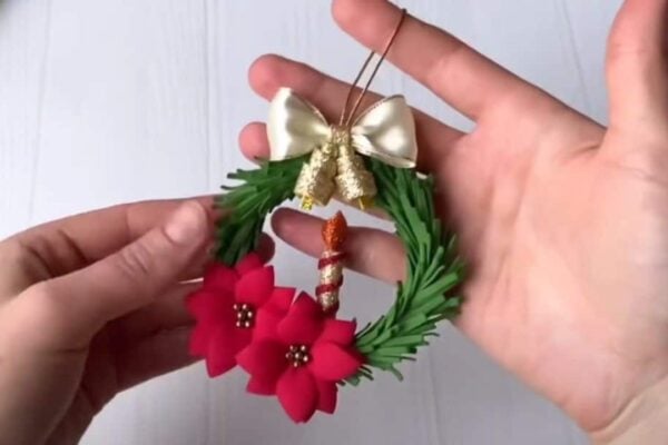 Finished Mini Christmas Wreath, a completed DIY project