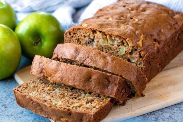 Moist Cinnamon Apple Bread, homemade and freshly served