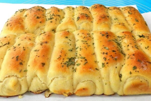 Mozzarella Cheese Dinner Rolls, homemade and freshly served