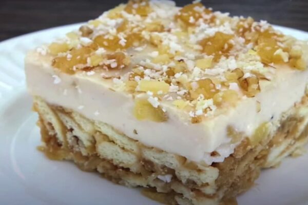 No Bake Apple Dessert with 1 Cup Milk, homemade and freshly served