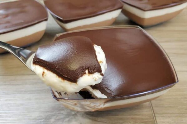 No-Bake Milk Chocolate Cheesecake Dessert, homemade and freshly served
