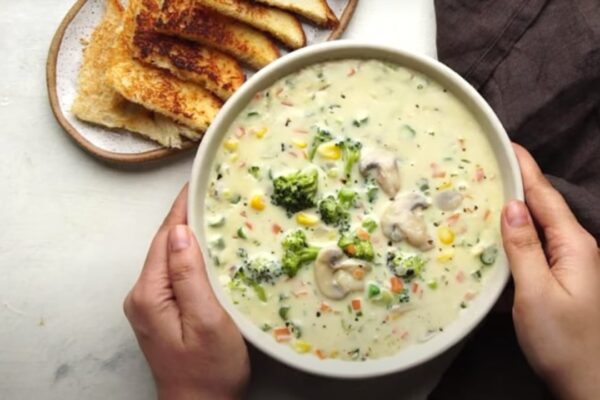 Creamiest Vegetable Soup With No Cream, homemade and freshly served