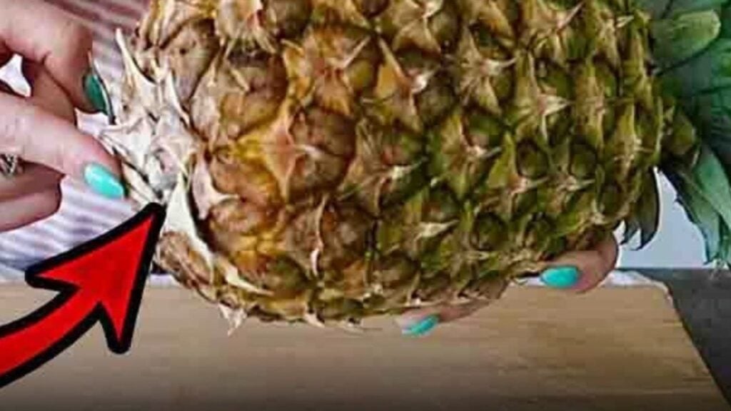 No-Knife Pineapple Fruit Pull-Apart Hack, homemade and freshly served