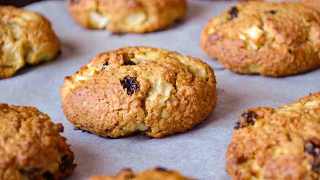Oatmeal Apple Raisin Cookies, homemade and freshly served