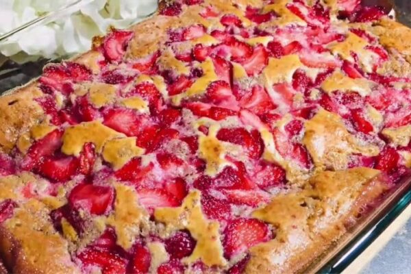Old-Fashioned Strawberry Cobbler, homemade and freshly served