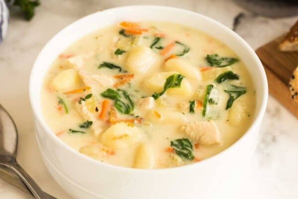 Olive Garden Chicken Gnocchi Soup, homemade and freshly served