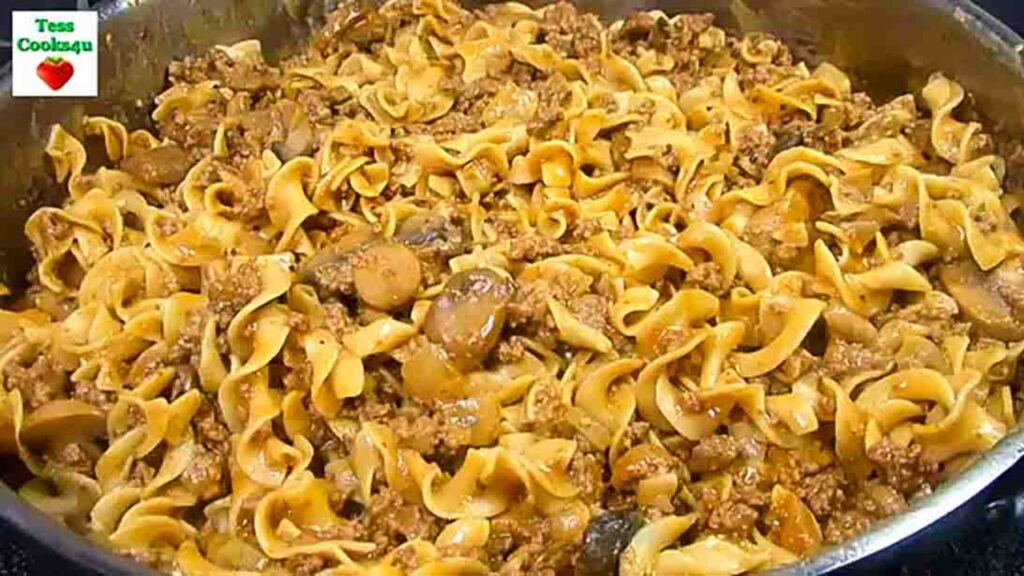 One-Pan Beef Egg Noodle, homemade and freshly served