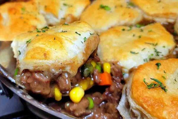 One-Pan Beef Pot Pie, homemade and freshly served