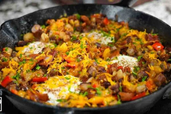 One-Pan Breakfast Skillet, homemade and freshly served
