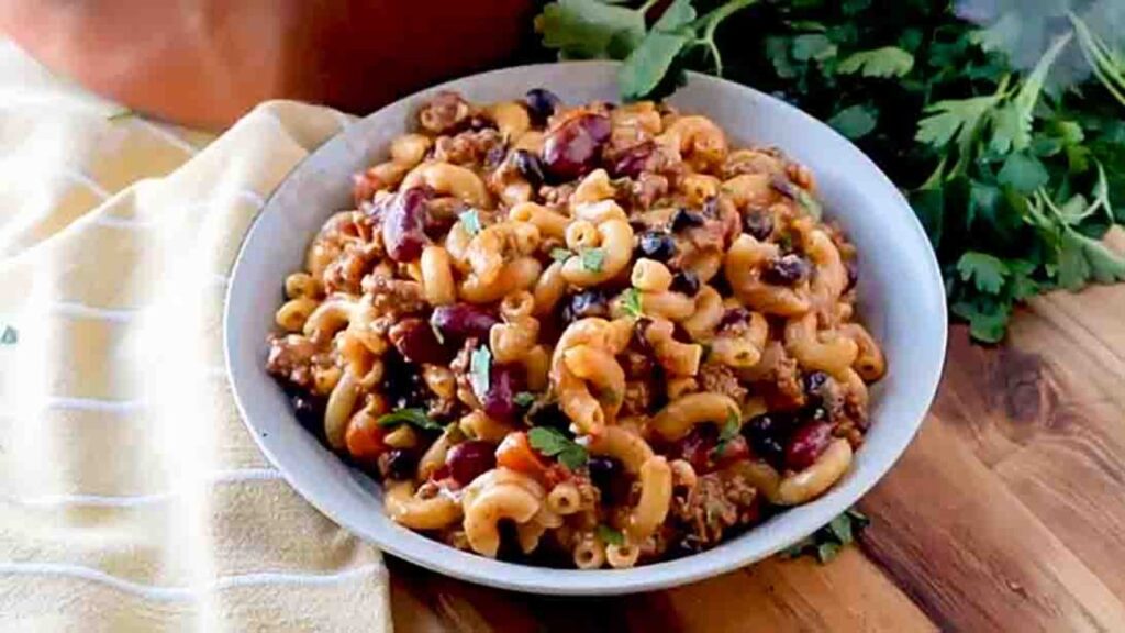 One Pot Chili Mac, homemade and freshly served