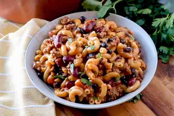 One Pot Chili Mac, homemade and freshly served