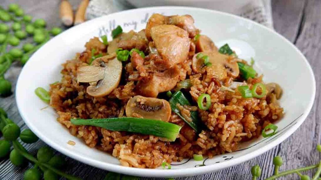 One-Pot Sesame Chicken & Rice, homemade and freshly served