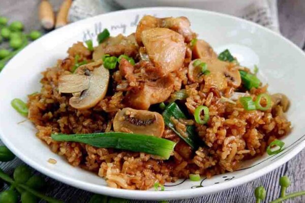 One-Pot Sesame Chicken & Rice, homemade and freshly served