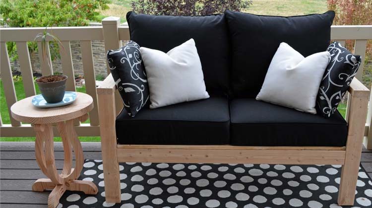 DIY Outdoor Loveseat Seating - DIY Outdoor Furniture