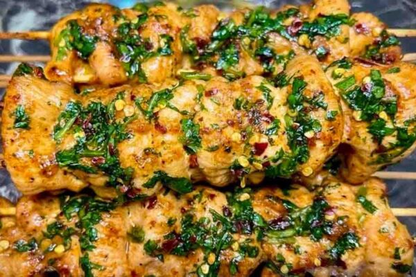 Juicy Oven-Baked Chicken Skewers, homemade and freshly served