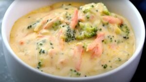 30 Minute Panera Copycat Broccoli Cheddar Soup, homemade and freshly served
