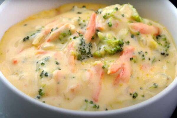 30 Minute Panera Copycat Broccoli Cheddar Soup, homemade and freshly served