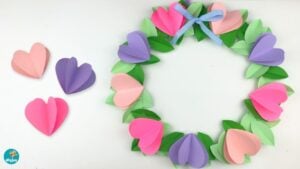 DIY Paper Heart Wreath — easy step-by-step DIY tutorial.