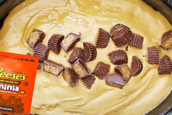 Slow Cooker Peanut Butter Chocolate Cake, homemade and freshly served