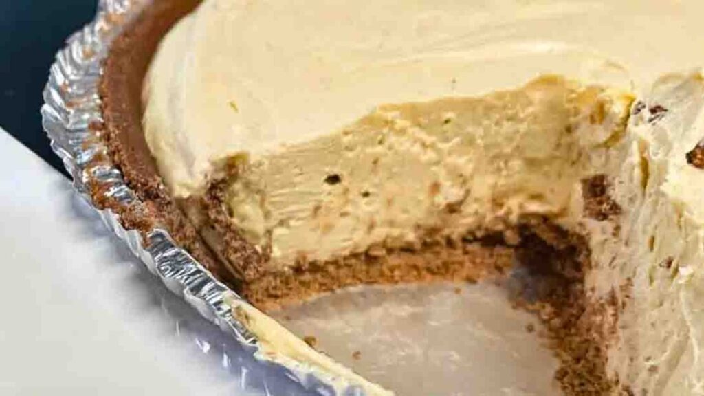Easy Peanut Butter Chocolate Pie, homemade and freshly served