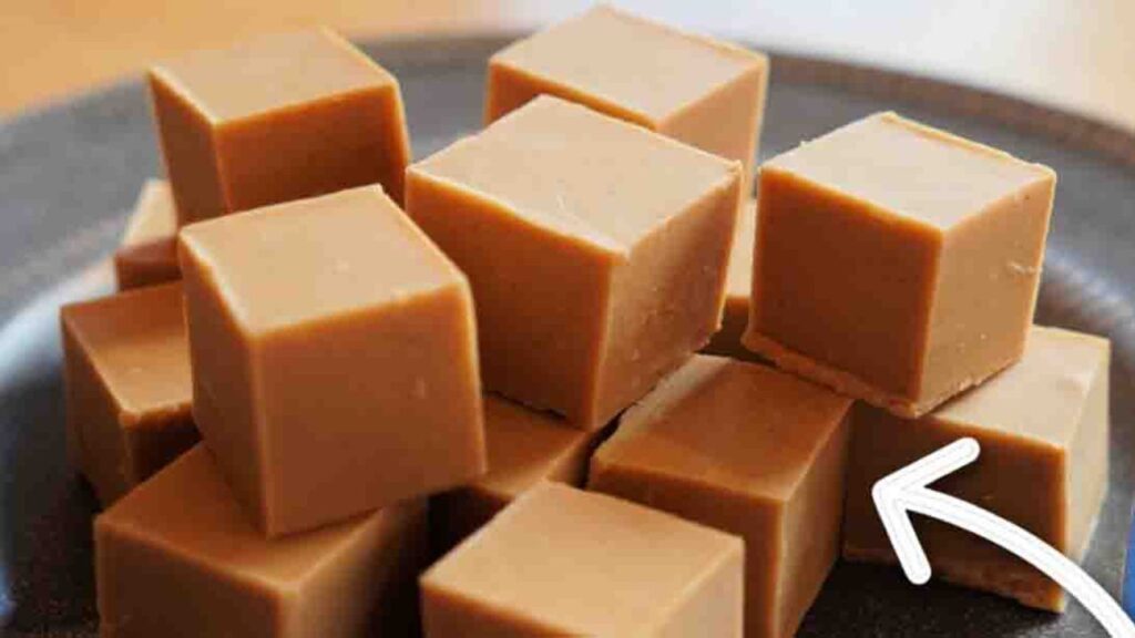 2-Ingredient Peanut Butter Fudge, homemade and freshly served