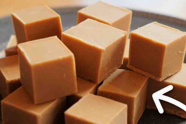 2-Ingredient Peanut Butter Fudge, homemade and freshly served