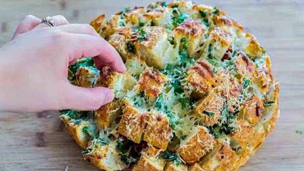 Pepperoni Pizza Party Bread, homemade and freshly served