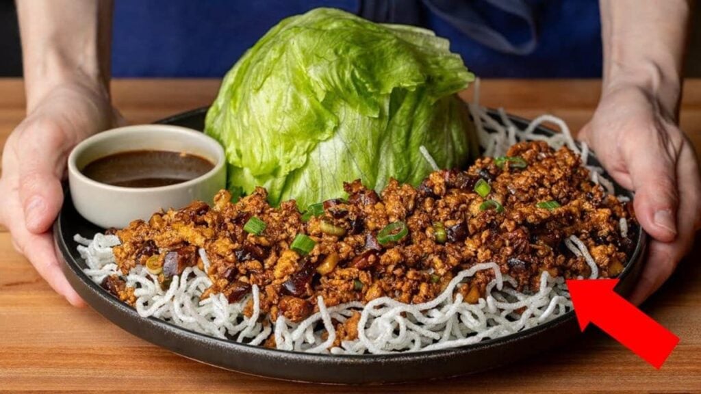 P.F. Chang’s Chicken Lettuce Wraps Copycat, homemade and freshly served