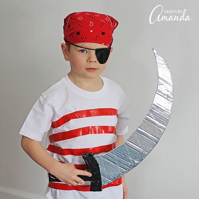 Last minute DIY Halloween costumes — duct tape pirate costume, easy step-by-step tutorial