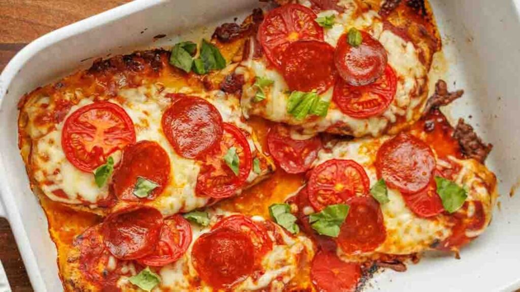 Pizza Chicken, homemade and freshly served