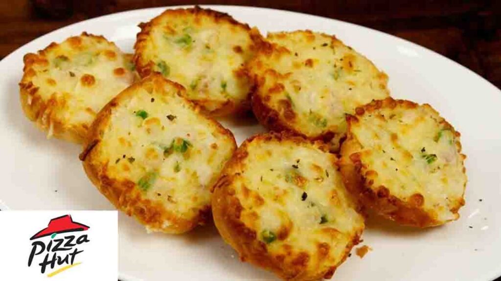 Pizza Hut Copycat Supreme Garlic Bread, homemade and freshly served