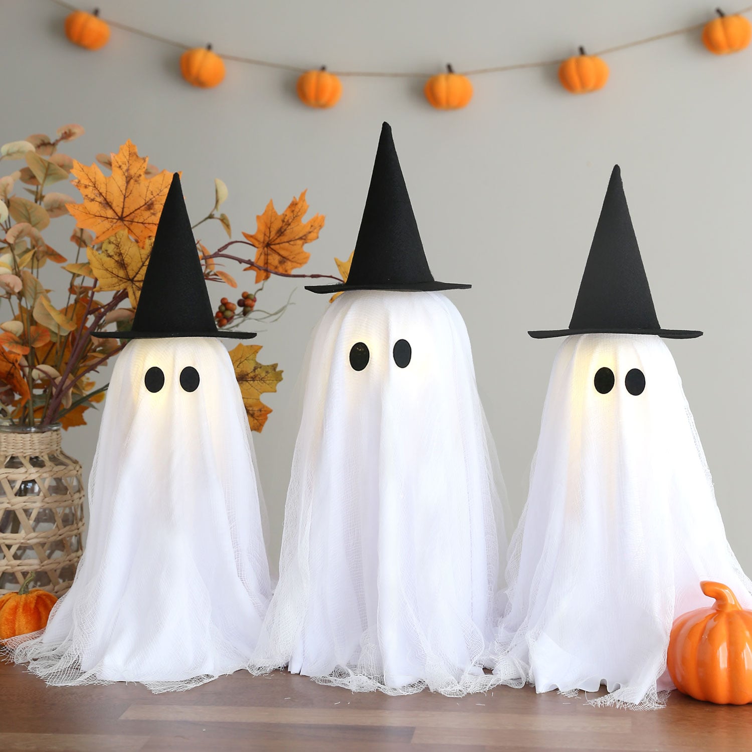 Light-Up Ghost Centerpiece - Cheap DIY Halloween Decorations