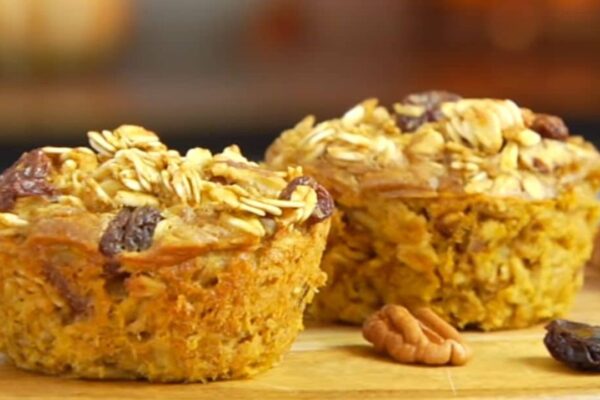Pumpkin Oatmeal Muffins in 4 Simple Steps, homemade and freshly served