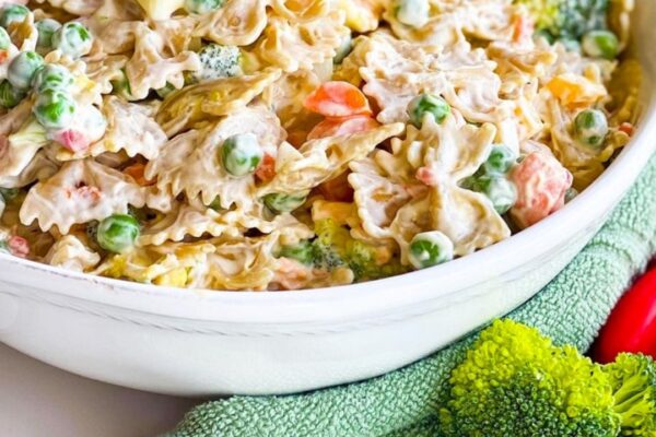 3 Quick and Easy Pasta Salads, homemade and freshly served