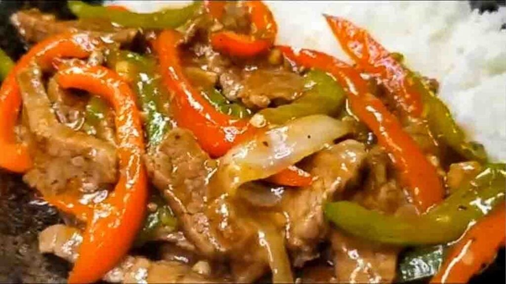 Quick and Easy Pepper Steak, homemade and freshly served