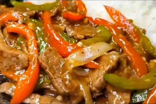 Quick and Easy Pepper Steak, homemade and freshly served