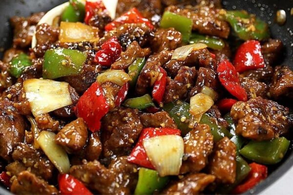 Quick and Easy Pepper Steak, homemade and freshly served