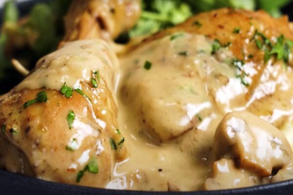 How To Cook A Quick Chicken Fricasse, homemade and freshly served