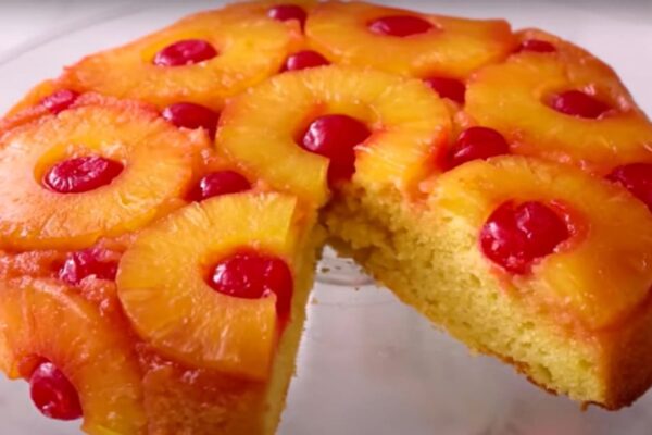 This Delicious Pineapple Upside Down Cake, homemade and freshly served