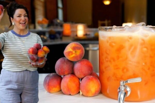 Refreshing Peach & Raspberry Juice, homemade and freshly served