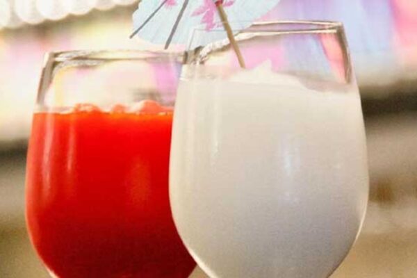 Simple Wine Slushy, homemade and freshly served