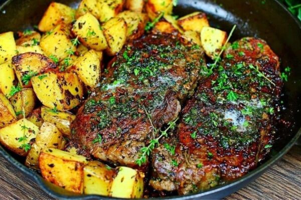 Skillet Garlic Butter Steak and Potatoes, homemade and freshly served