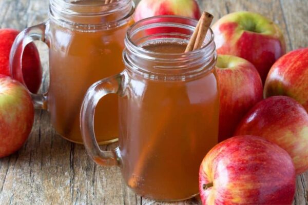 Slow Cooker Apple Cider, homemade and freshly served