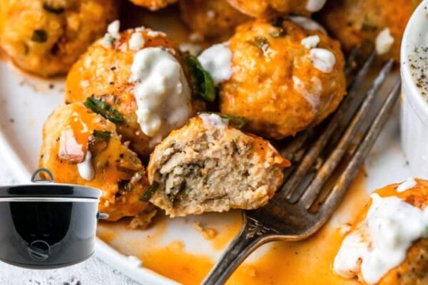 Slow Cooker Chicken Buffalo Meatballs, homemade and freshly served