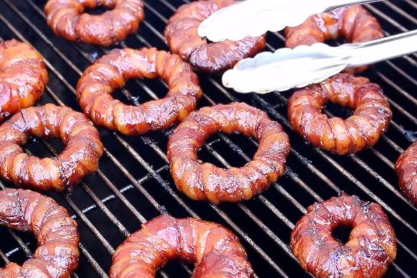 Smoked Bacon Cheeseburger Onion Rings, homemade and freshly served