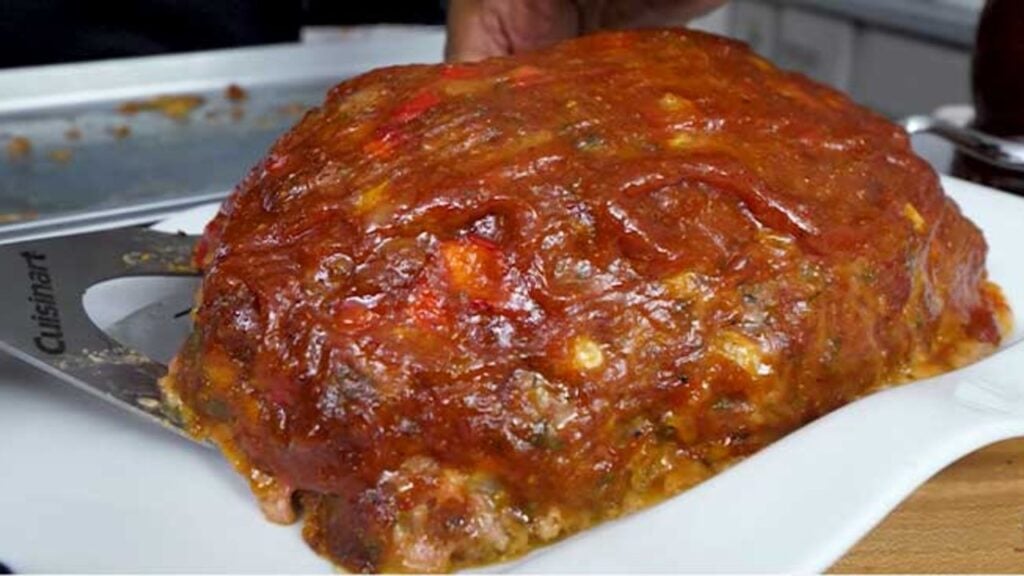 Best Smoked Meatloaf, homemade and freshly served